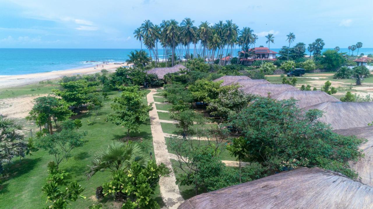 Blue Waters Hotel Arugam Bay Exterior foto
